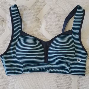Lululemon Ta Ta Tamer Sports Bra